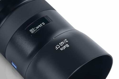 Batis 2/40 CF