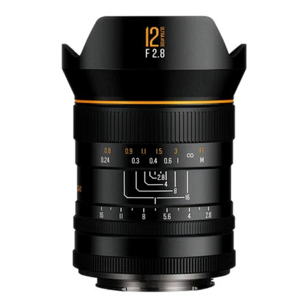 12mm F2.8の製品画像