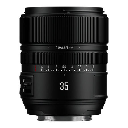 AF 35mm F1.8の製品画像