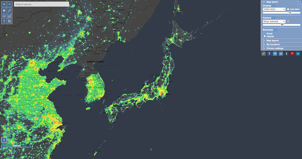 夜の地球の画像