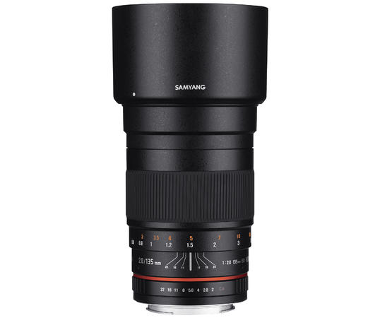 135mm F2.0 ED UMCの製品画像