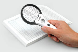 LED拡大鏡画像04