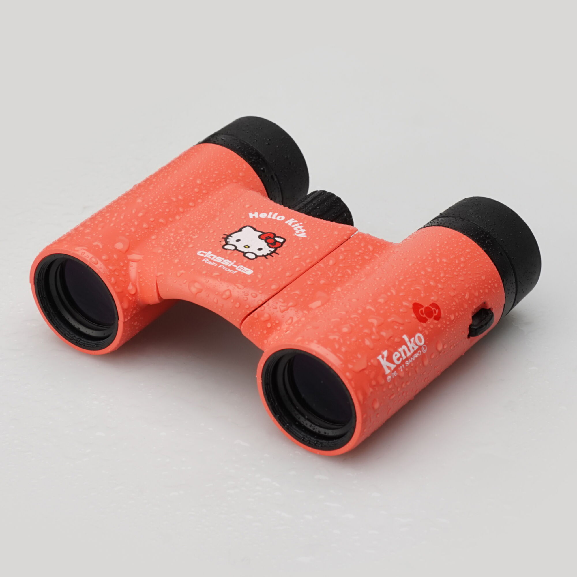 binoculars_hellokitty_features01